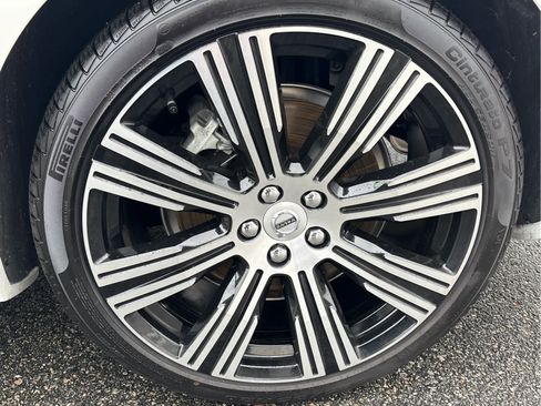 Used 2025 Volvo S90 B6 Ultra w/ Protection Package Premier image 14