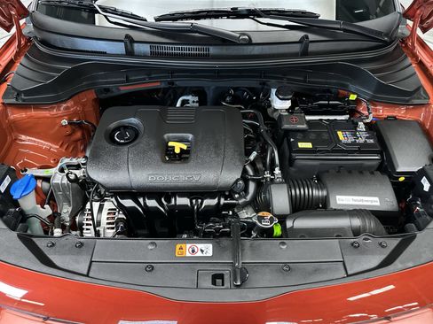 Used 2025 Kia Soul LX w/ LX Technology Package FWD image 26