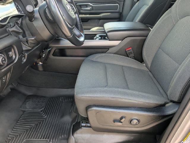 Used 2022 RAM 1500 Big Horn AWD/4WD image 16