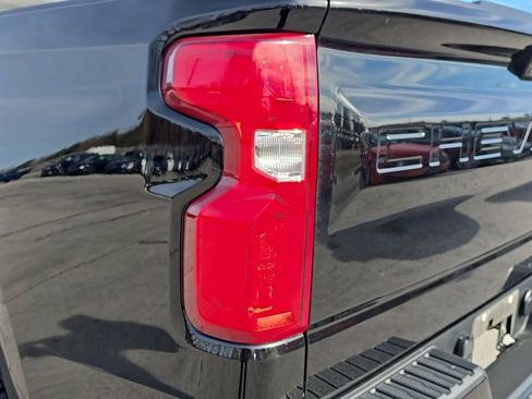 Used 2020 Chevrolet Silverado 1500 Custom Trail Boss image 7