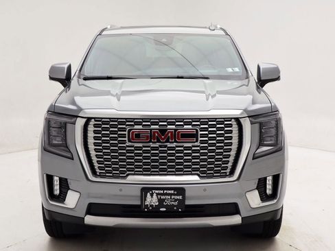 Used 2024 GMC Yukon XL Denali image 5