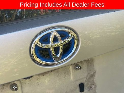 Used 2017 Toyota Prius Four Touring w/ Premium Convenience Package FWD image 8