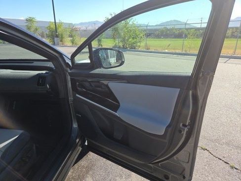 Used 2024 Subaru Solterra w/ Touring Package AWD/4WD image 19
