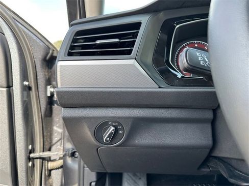 Used 2021 Volkswagen Jetta S image 21