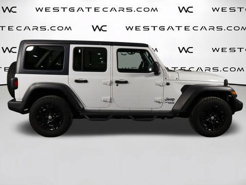 Used 2018 Jeep Wrangler Unlimited Sport S AWD/4WD image 37