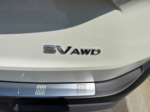 Used 2023 Nissan Rogue SV AWD/4WD image 4