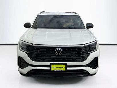 New 2026 Volkswagen Atlas Cross Sport SEL R-Line