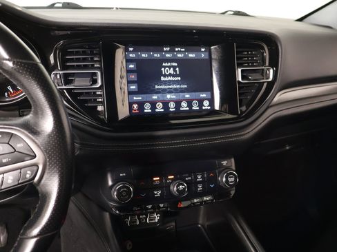 Used 2023 Dodge Durango SXT Launch Edition RWD image 5