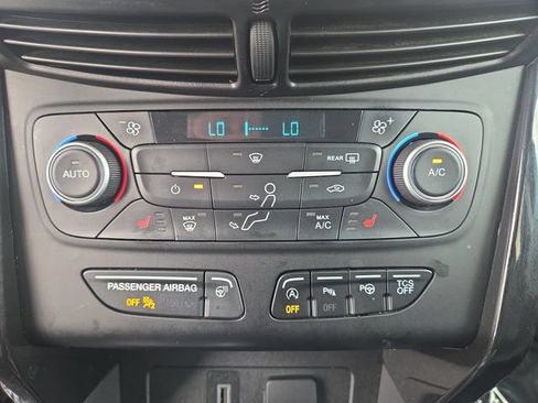 Used 2019 Ford Escape Titanium AWD/4WD image 26
