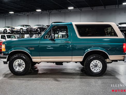 Used 1996 Ford Bronco Eddie Bauer image 2