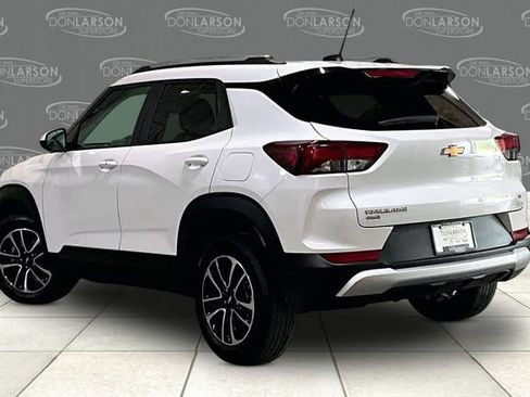 Used 2025 Chevrolet TrailBlazer LT AWD/4WD image 5