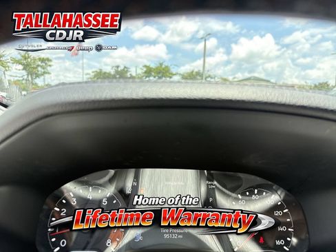 Used 2022 Jeep Compass Limited AWD/4WD image 18