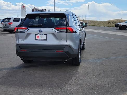 Certified 2024 Toyota RAV4 LE AWD/4WD image 3