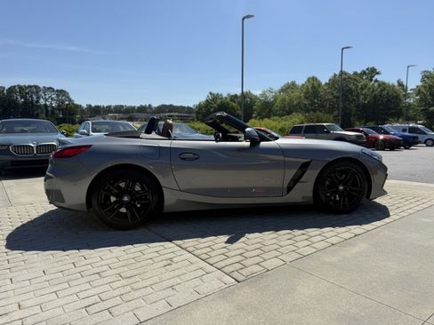 Certified 2024 BMW Z4 sDrive30i w/ Premium Package RWD image 7