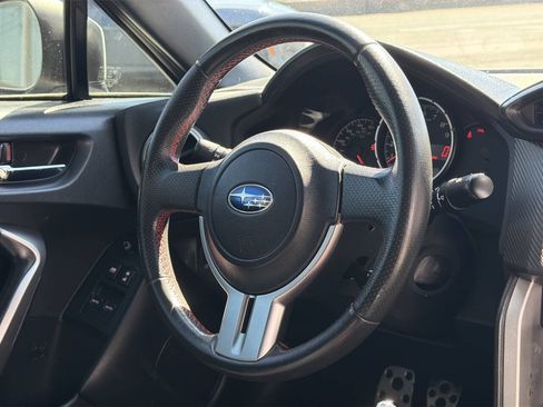 Used 2015 Subaru BRZ Limited w/ Popular Package #1B RWD image 20