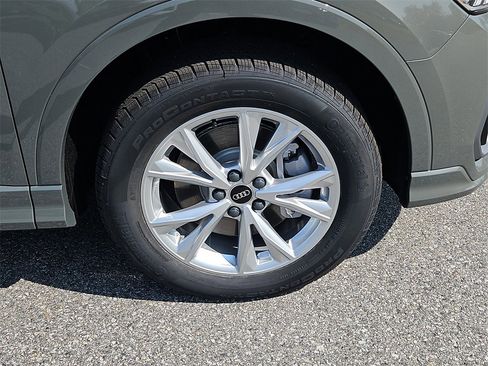 New 2025 Audi Q3 2.0T Premium image 3