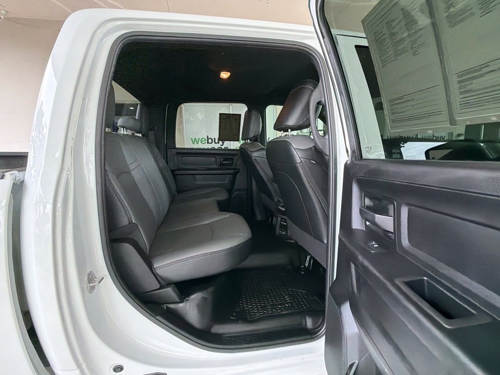 Used 2024 RAM 2500 Tradesman w/ Chrome Appearance Group AWD/4WD image 32