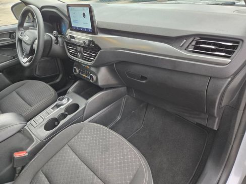 Used 2025 Ford Escape Active AWD/4WD image 33
