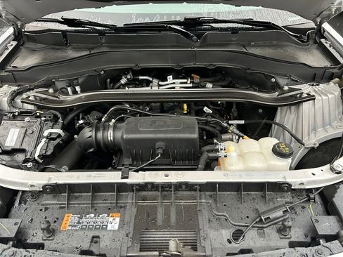 Used 2023 Ford Explorer Limited image 29