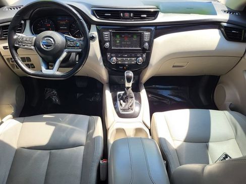 Used 2022 Nissan Rogue Sport SL AWD/4WD image 21