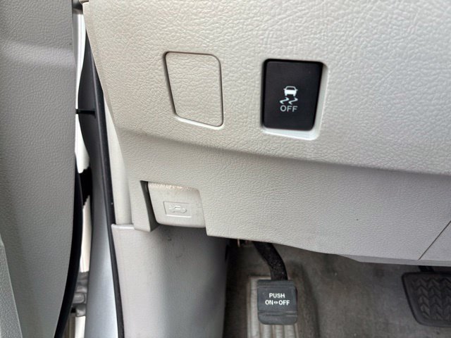 Used 2011 Toyota Camry XLE w/ XLE Extra-Value Pkg #2 FWD image 20