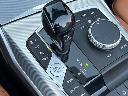 Certified 2021 BMW 430i Convertible w/ Parking Assistance Package image 17