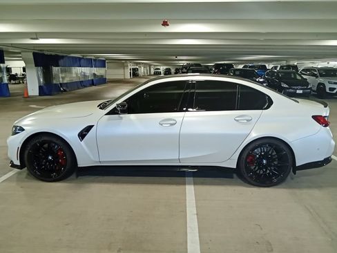 Used 2025 BMW M3 w/ Executive Package RWD image 8
