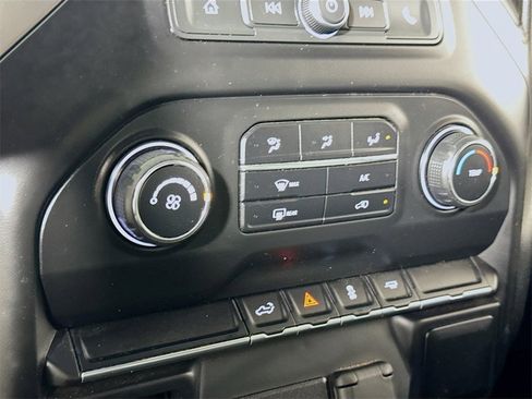 Used 2019 Chevrolet Silverado 1500 Custom w/ Custom Value Package image 13