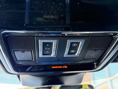 Used 2019 Land Rover Range Rover Sport HSE AWD/4WD image 29