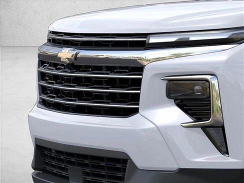 New 2025 Chevrolet Traverse LT w/ Driver Confidence Package image 13