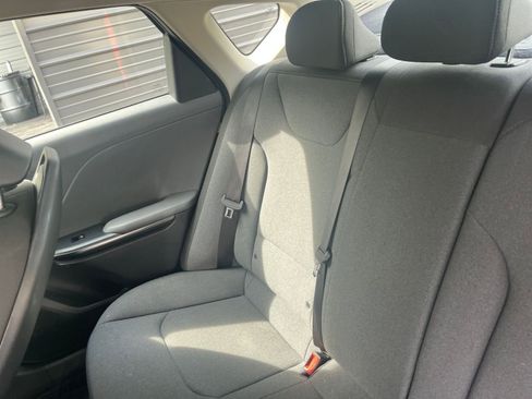 Used 2025 Kia K4 LXS image 35