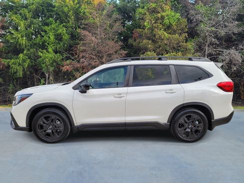 Certified 2024 Subaru Ascent Onyx Edition AWD/4WD image 21