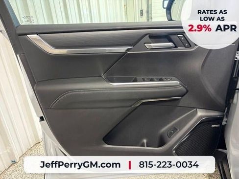 New 2026 GMC Acadia Elevation w/ Black Edition AWD/4WD image 8