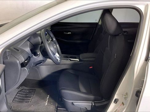 Used 2025 Nissan Sentra SV image 35