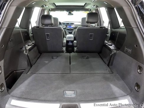 Used 2020 Cadillac XT6 Premium Luxury image 27