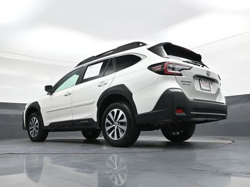 Used 2025 Subaru Outback Premium w/ Popular Package #1 image 38