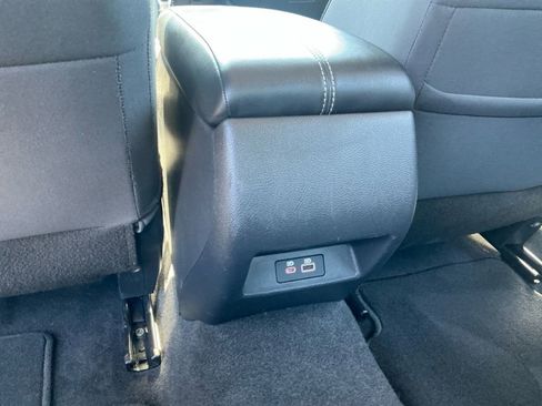 Used 2025 Nissan Altima 2.5 SV image 19