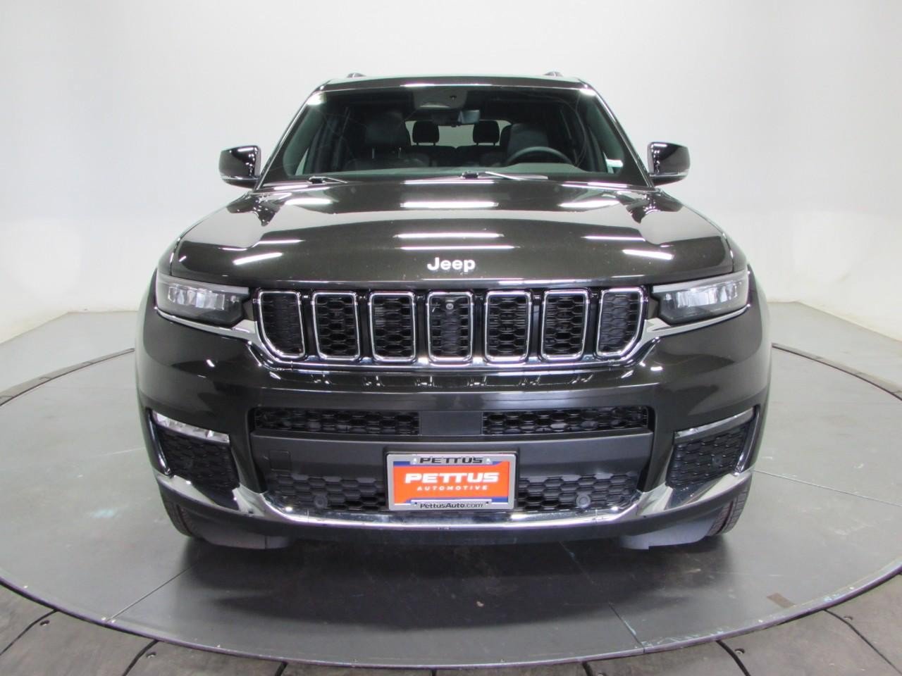 Used 2024 Jeep Grand Cherokee L Limited w/ Luxury Tech Group II AWD/4WD image 2