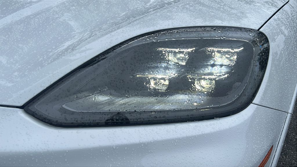 Certified 2026 Porsche Cayenne S AWD/4WD image 11