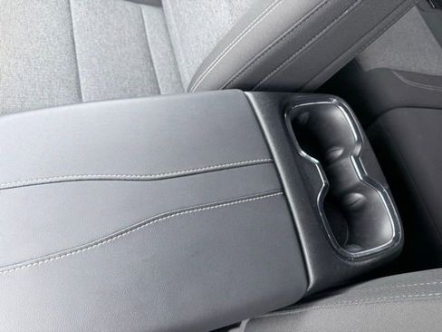 Certified 2025 GMC Acadia Elevation AWD/4WD image 38