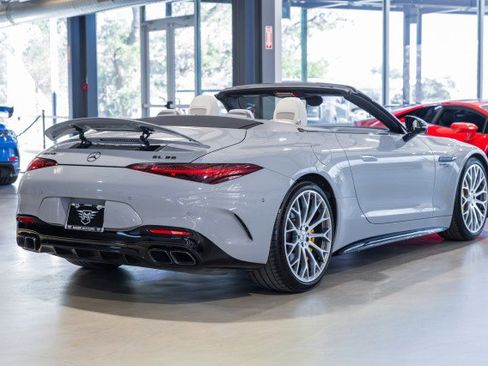 Used 2022 Mercedes-Benz SL 55 AMG 4MATIC image 6