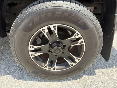 Used 2013 Toyota Tacoma PreRunner w/ SR5 Pkg RWD image 27