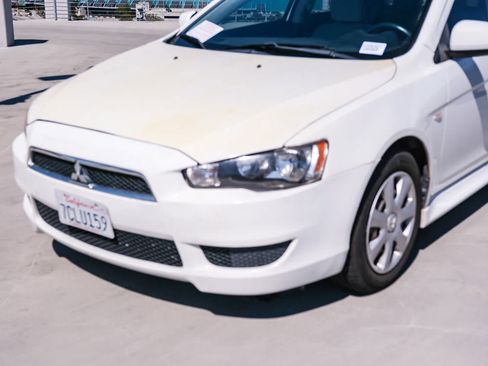 Used 2014 Mitsubishi Lancer ES FWD image 11