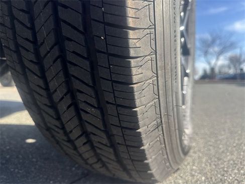 New 2025 Jeep Gladiator Sport image 18