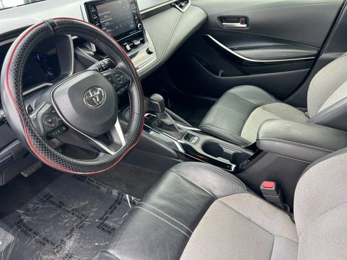 Used 2019 Toyota Corolla XSE image 11