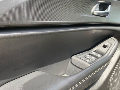 Used 2023 Jeep Grand Cherokee L Laredo AWD/4WD image 14