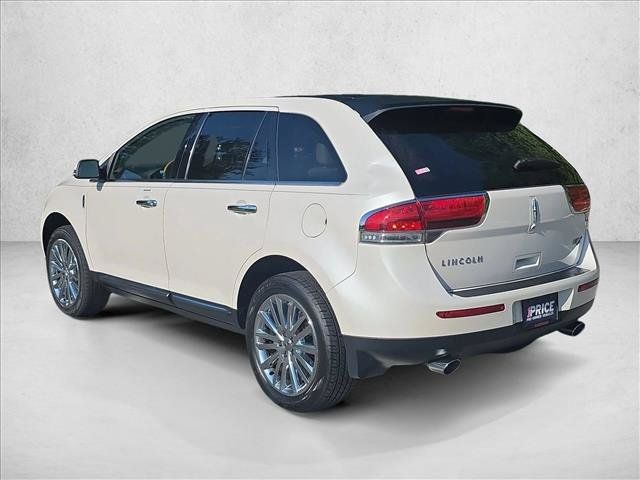 Used 2015 Lincoln MKX FWD w/ Equipment Group 102A image 8