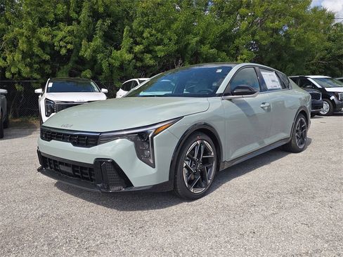 New 2026 Kia K4 GT-Line image 4