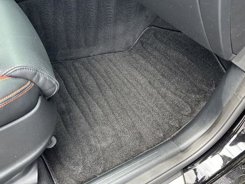 Used 2026 Genesis GV70 2.5T Sport Prestige image 40