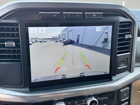 Used 2022 Ford F150 Lariat AWD/4WD image 27